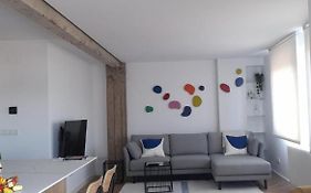 Alojamiento Moderno Y Sofisticado Con Vistas A La Ciudad